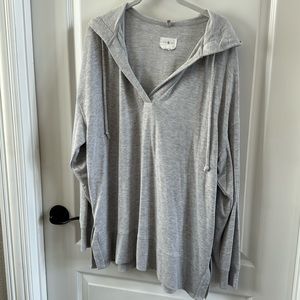 Lou and Grey Signature Soft Hoodie